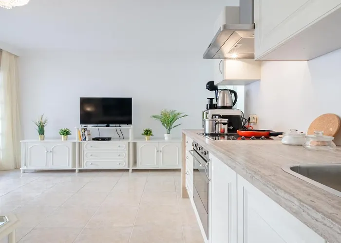 La Maricita Cristianos - Front & Sea View Only Adult Apartman Los Cristianos