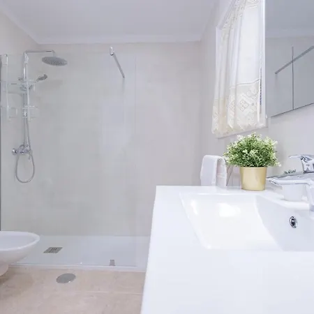 La Maricita Cristianos - Front & Sea View Апартаменты Лос Кристианос