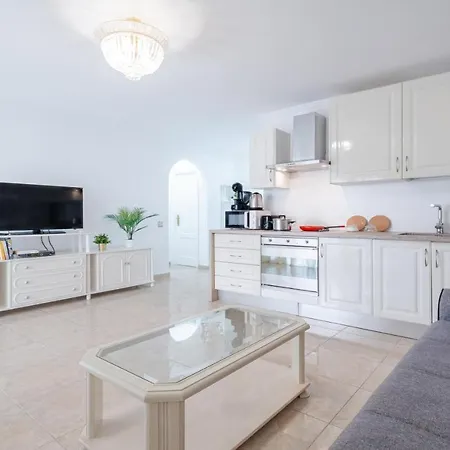 La Maricita Cristianos - Front & Sea View Only Adult Διαμέρισμα *