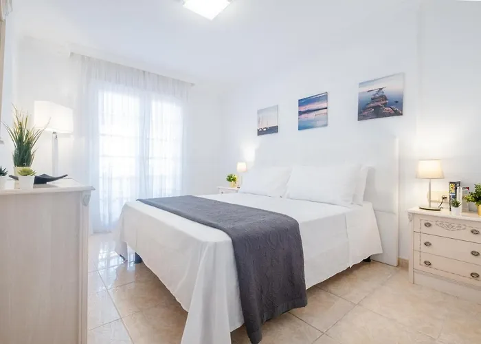 La Maricita Cristianos - Front & Sea View Only Adult